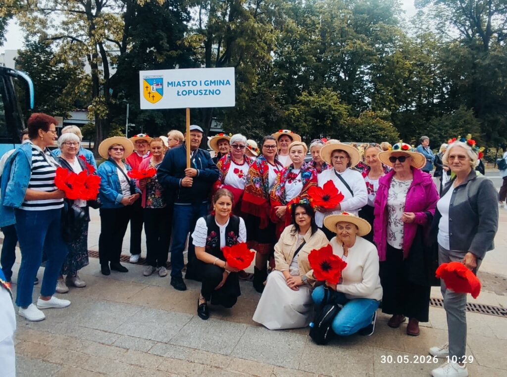 Seniorzy z Miasta i Gminy Łopuszno na wielkim wydarzeniu &bdquo;Senior w plenerze&rdquo; w Kielcach!, Miejsko-Gminny Ośrodek Pomocy Społecznej w Łopusznie